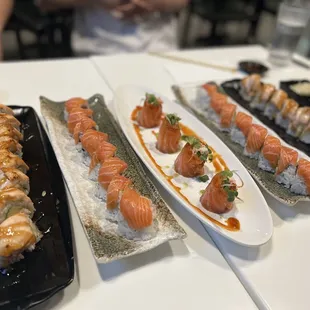 Super Philladelphia Roll Baked Salmon Roll
