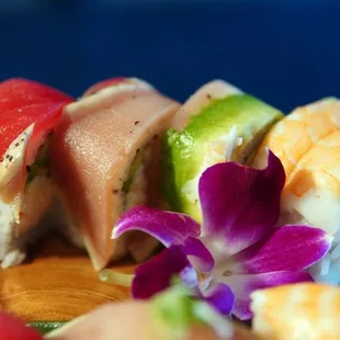 Rainbow roll