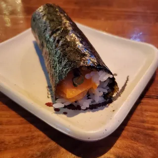 Salmon Hand Roll