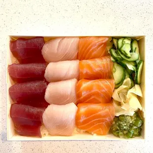 Deluxe Sashimi Bowl