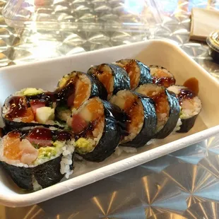 Yellowtail tuna salmon trio