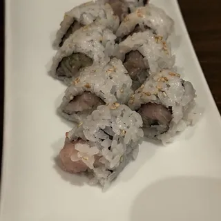 Yellowtail Scallion Roll