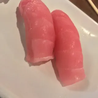 Tuna Nigiri