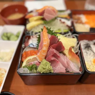 Chirashi