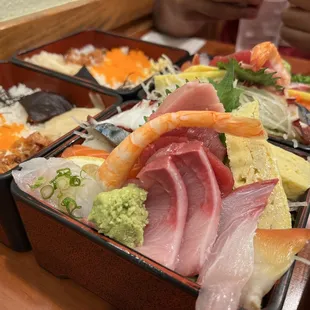 Chirashi
