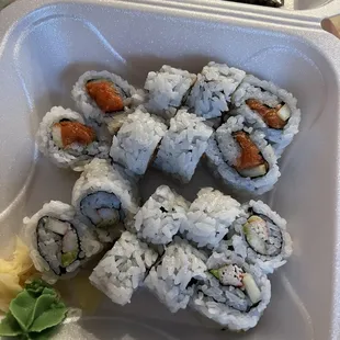 California roll and spicy tuna roll