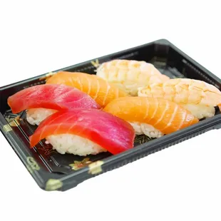 Mixed nigiri $8