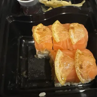 Salmon Lemon Roll