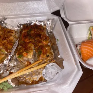 Baked Lobster Roll
