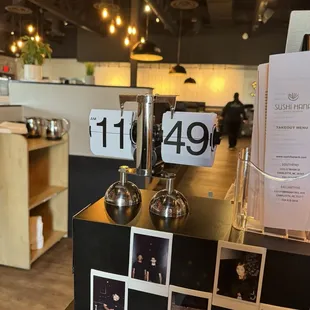 Cool clock /host station