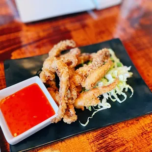 chicken wings and fried chicken, food