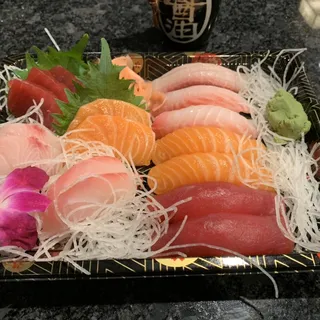 Sushi and Sashimi Bento