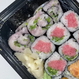 Spicy Yellowtail Roll