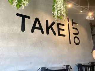 TaKe Sushi 