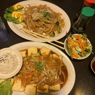 Tofu steak came w salad and rice and the top plate is veggie yakisoba