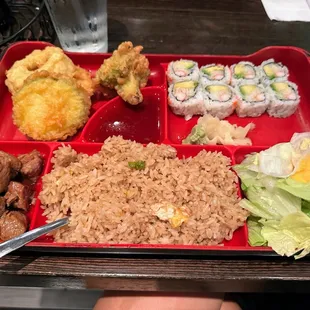 Lunch box with steak