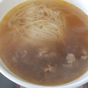 Plain pho with beef add in