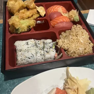Bento box 2 x 2