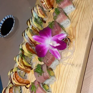 sushi, sashimi, sushi and sashimi, food