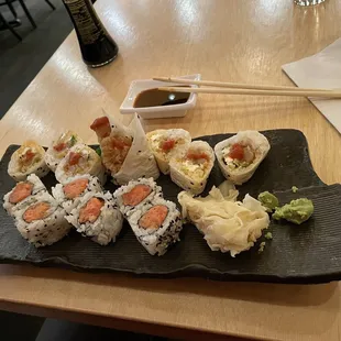 Crazy lobster roll spicy tuna Avocado roll