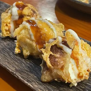 Stuffed deep fried appetizer