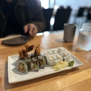 Spider Roll and California Roll  (instagram: wooneats)