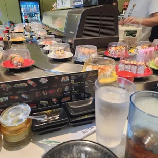 sushi and sashimi, interior