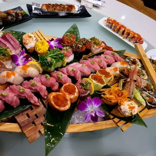 food, sushi and sashimi, sushi, sashimi