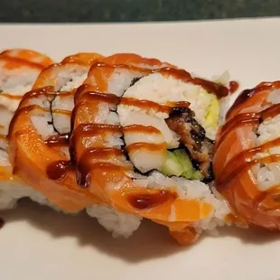 Sea World Roll, $16.95 – 4.5 Stars