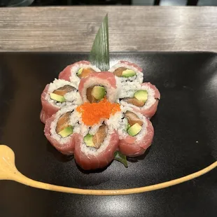 sushi, sashimi, sushi and sashimi, food