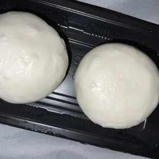 Custard buns