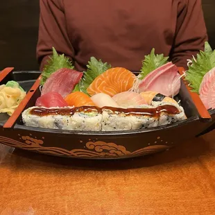 Jin Sushi Combo with 41. Eel and Cucumber Roll