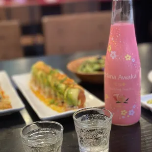 Quickly has become a local favorite! Always great service 10/10 . High grade quality sashimi. The blue crab tuna hand roll is my fave.