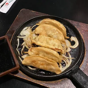 gyoza
