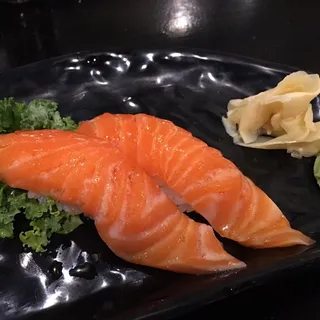 Salmon Sushi