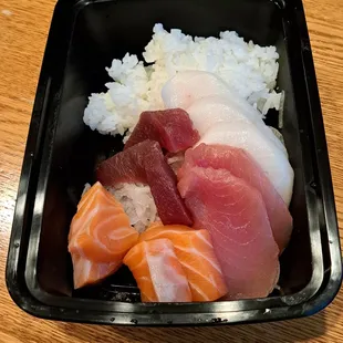 Chirashi Don to go