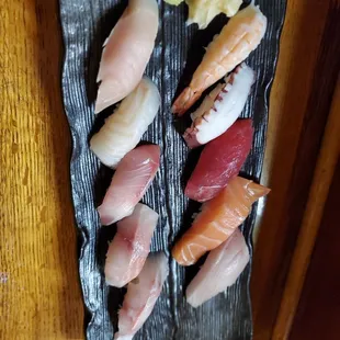 Nigiri Deluxe (10 pieces nigiri)