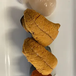 Uni nigiri (sea urchin)