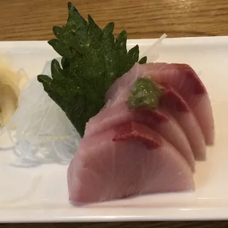 Hamachi Sashimi