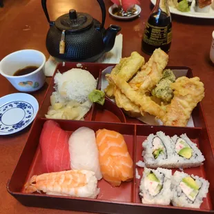 Lunch sushi bento $9.95