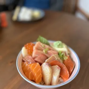 Sashimi Donburi - Premium Kaison Don half serving