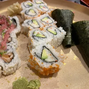 Sushi and hand rolls