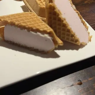 frozen wafer strawberry