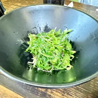 wakame salad