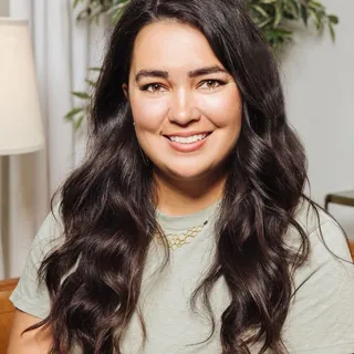 Vanessa B.