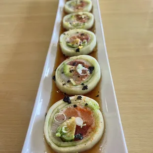 Sashimi Naruto roll - light, fresh, healthy and delicious!