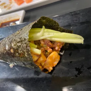 Spicy Octopus Handroll
