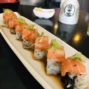 Salmon Special Roll