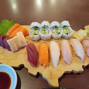 Sushi sashimi set for 1