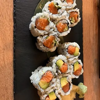 Spicy Salmon Roll
